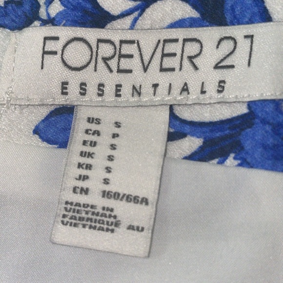 Forever 21 Ivory/Blue Paisley Skirt - Size S - Picture 4 of 4